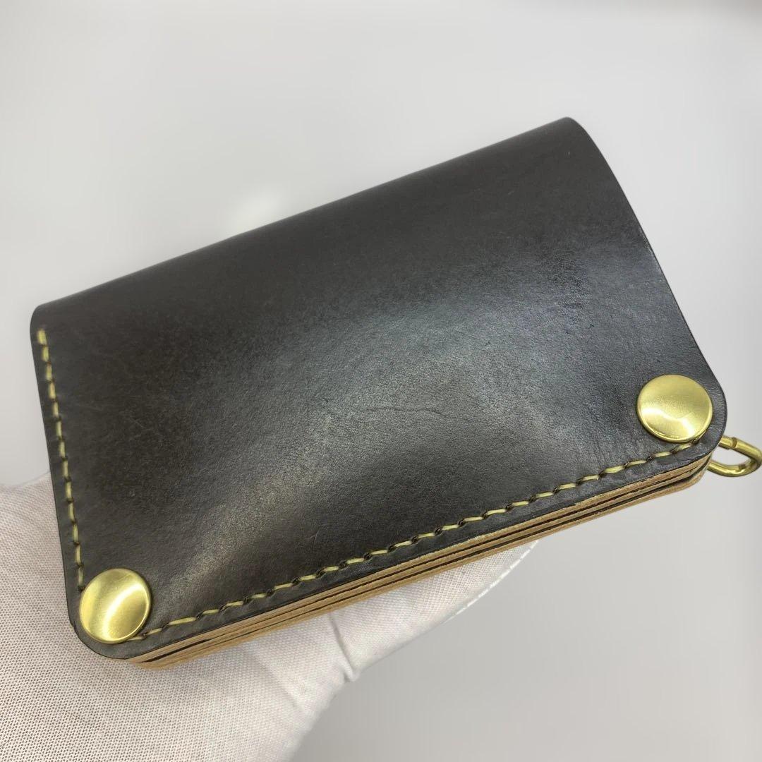 お札折らずに収納できる無骨な手染めミドルトラッカーウォレット BTW01