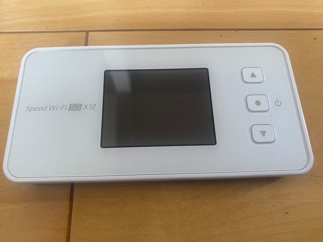 Speed Wi-Fi 5G X12 モバイルルーター 白