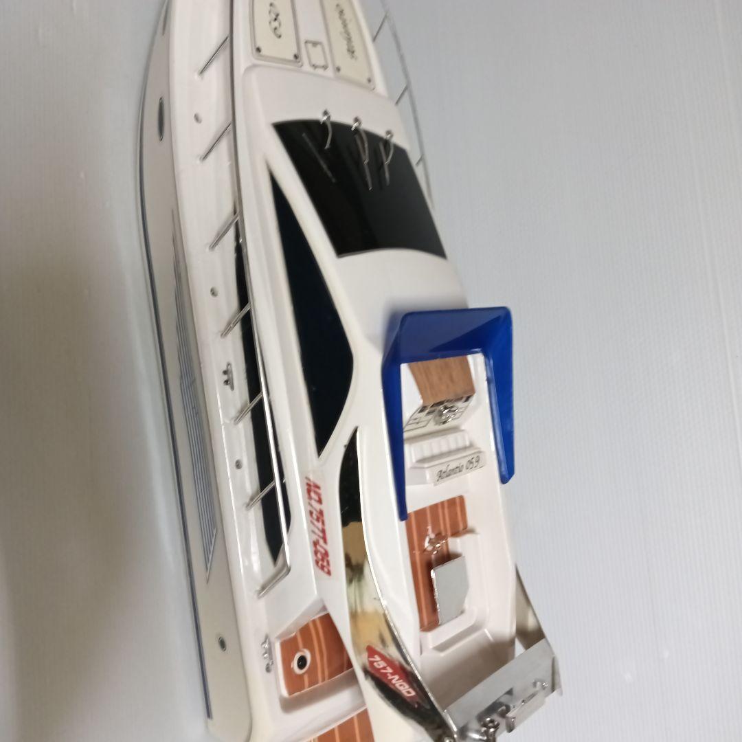 ATLANTIC 69 ラジコンボート