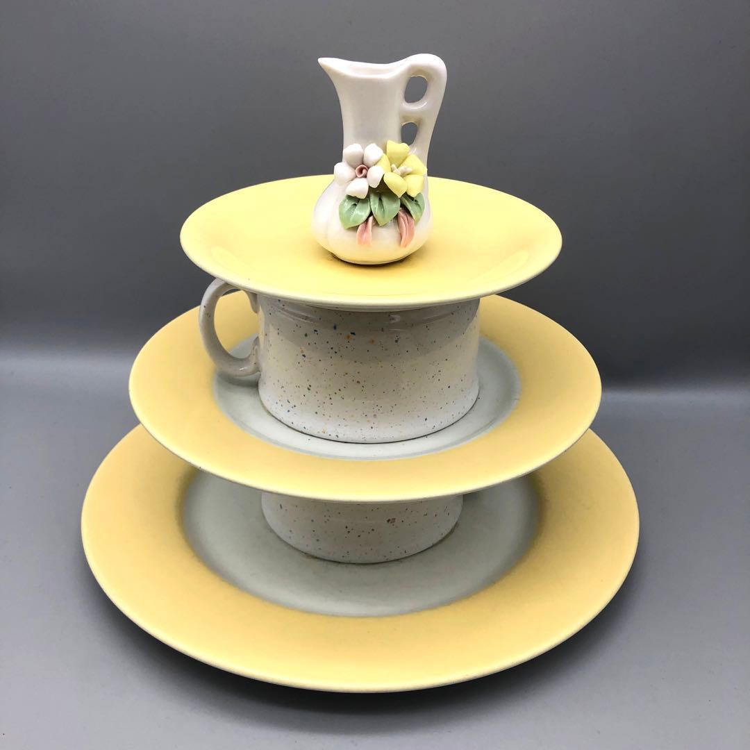 オランダHEMAアンティーク三段ティーカッププレート飾りスタンドビンテージ陶器 日本 戦前 里帰り 青い梅のお花 コーヒーカップ・ティー＆ソーサー