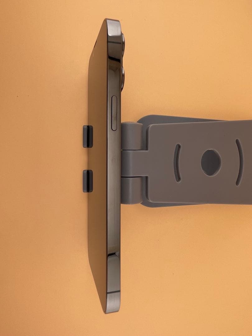 13promax128gbグラファイトSIMフリーバッテリー100%