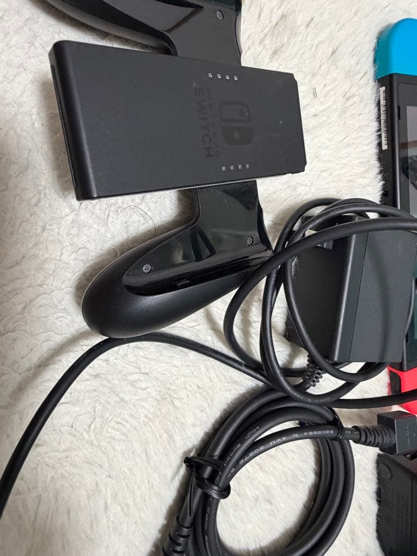 柳田Nintendo Switch 本体 青/赤 Joy-Con