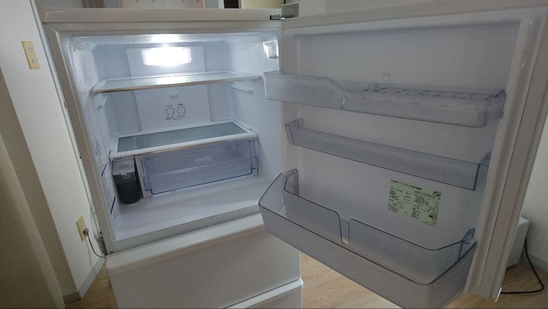 AQUA ノンフロン冷凍冷蔵庫 238L　2021年製 （しま）