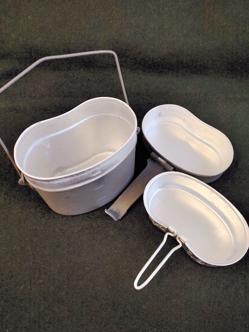 ビンテージ ドイツ民主共和国 NVA(国家人民軍) メスキット