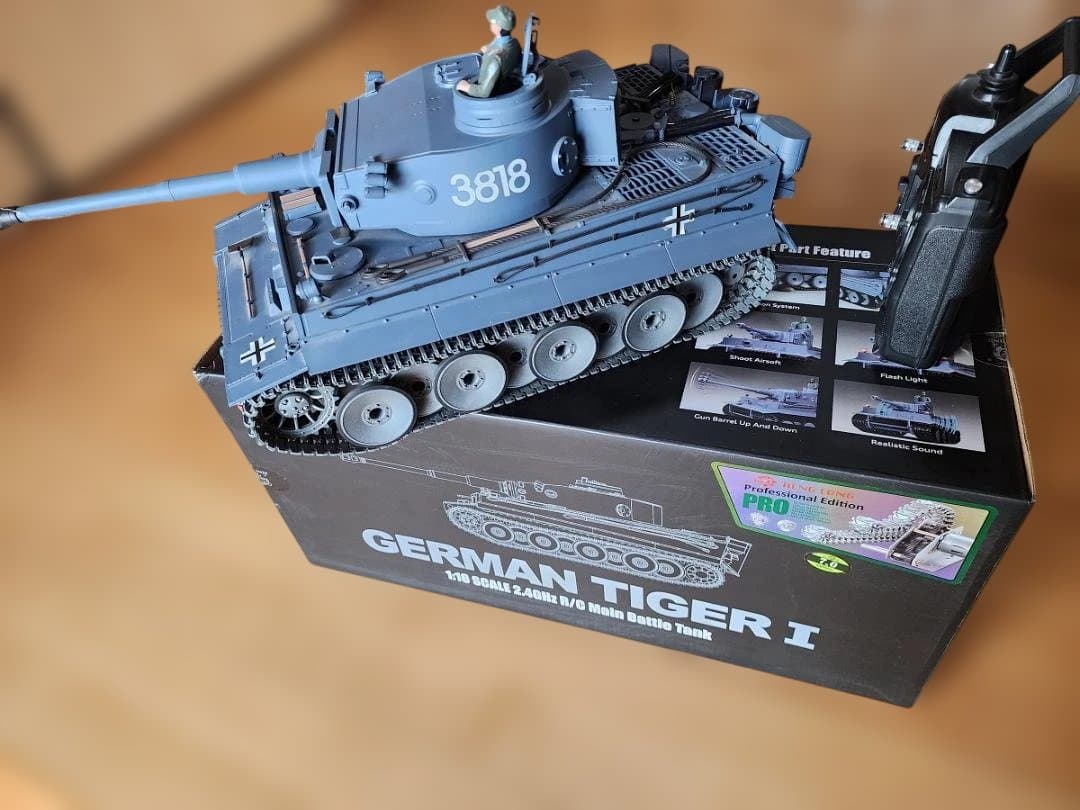 タイガー１型戦車1/16 最上位品