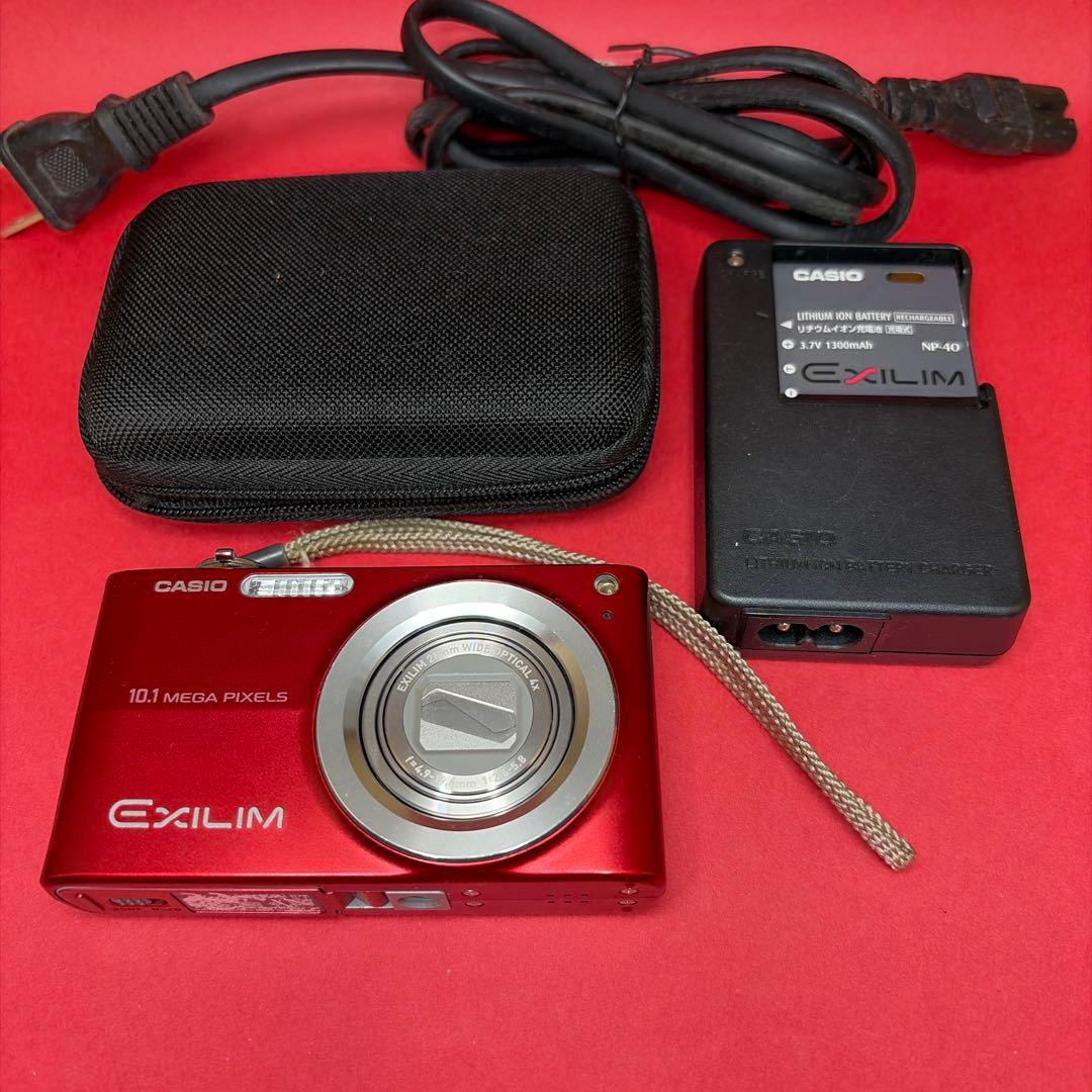 CASIO EXILIM 10.1メガピクセル レッド - メルカリ
