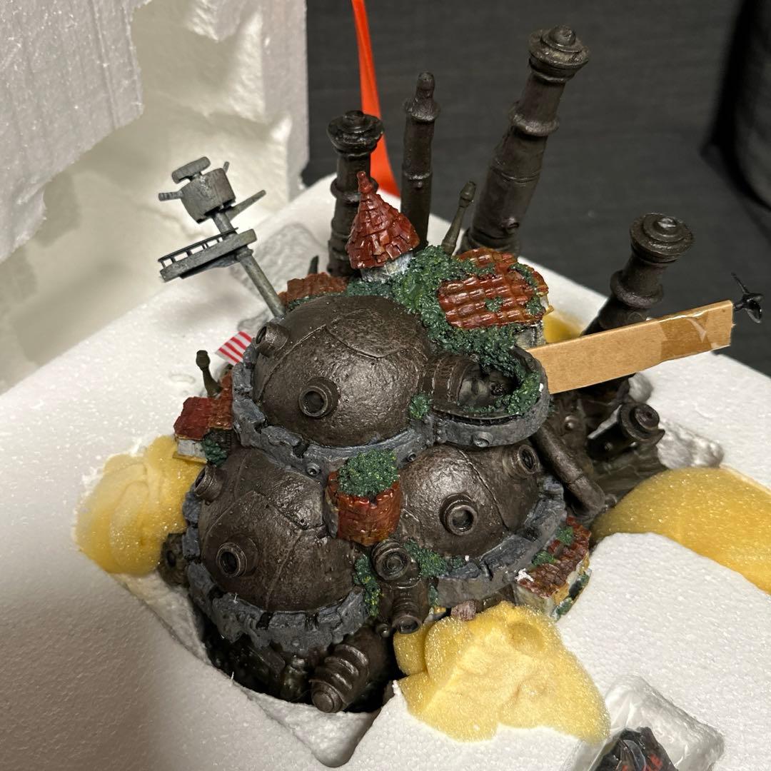 ハウルの動く城　ジオラマ　フィギュア　スタジオジブリ