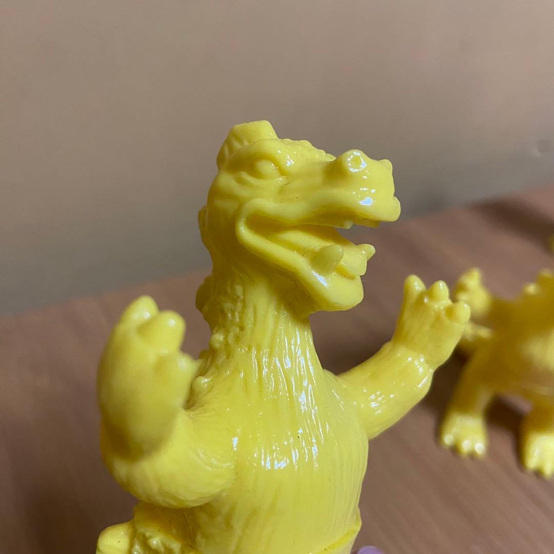 Killer J ミニサルモン ミニメヅラ 黄色成型　未塗装ソフビ 5427