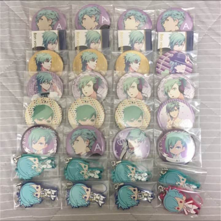 希少 レア 進撃の巨人 ミカサ 缶バッジ 缶バッチ くじ