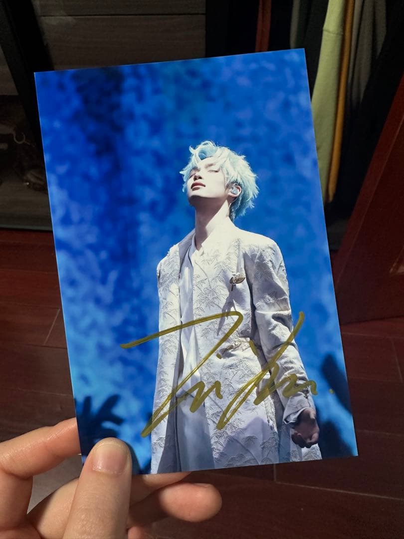 専用 梓渝ツアー最新直筆サイン「逆愛」直筆サイン (リクエストは1月22日まで）