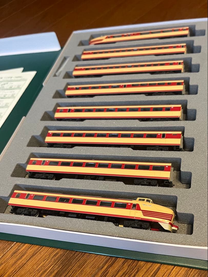 KATO Nゲージ 151系 こだま・つばめ 基本 8両セット 10-530