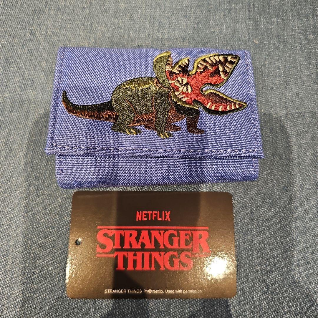 グラニフ ストレンジャー・シングス 未知の世界 ダート ミニウォレット