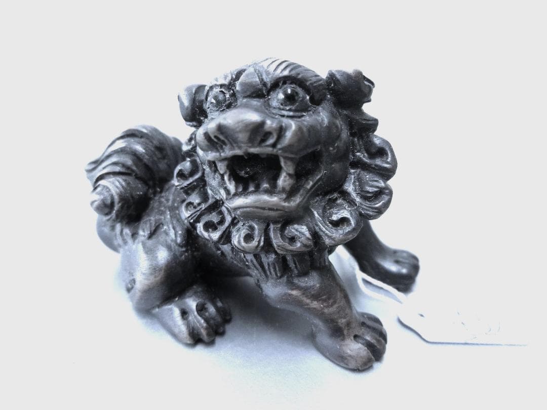【根付　獅子　木彫・45・提げ物　骨董】★美術工芸 芸術作品　紐止め 　鑑賞 根付 獅子 木彫・45・提げ物 骨董】☆美術工芸 芸術作品 紐止め 鑑賞