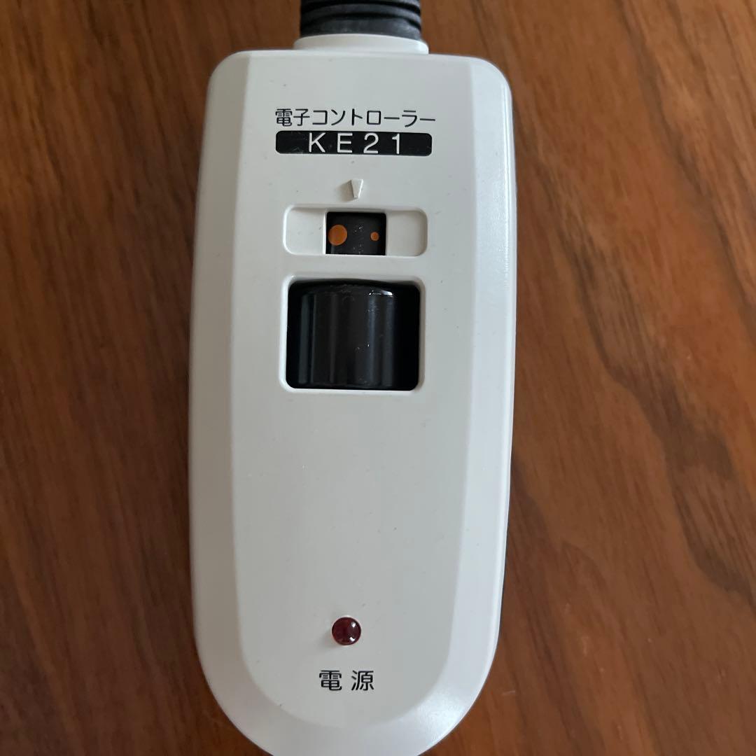 ニトリ　ハイダイニングテーブルこたつ　３点セット