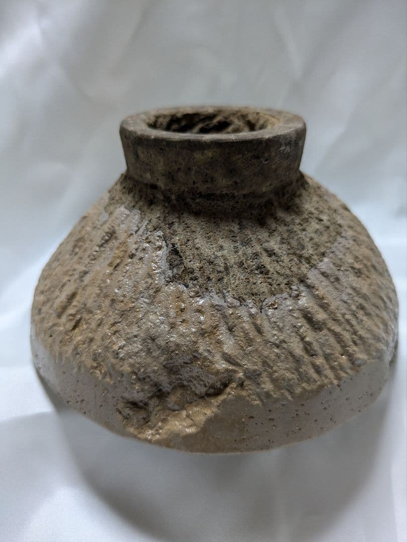 石彫茶碗、抹茶茶碗、石彫刻茶碗、安山岩茶碗、倉田辰彦作、日本製