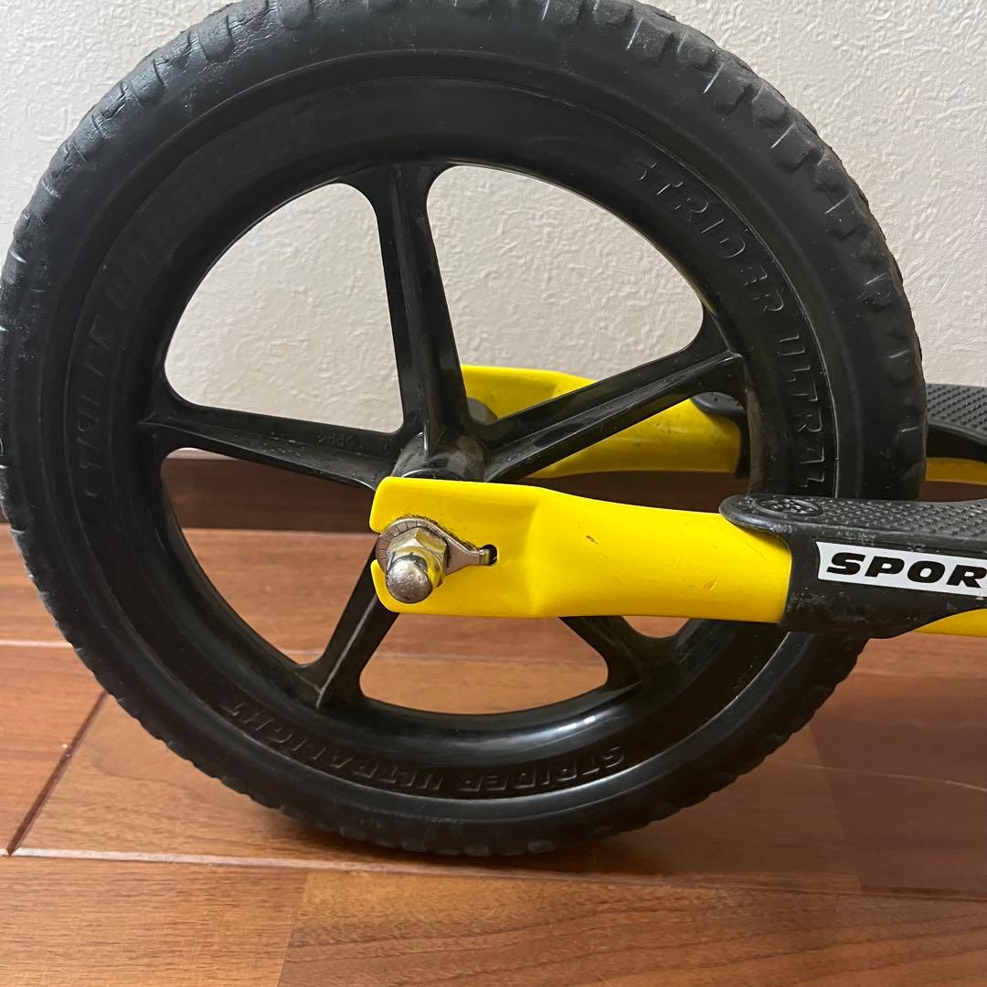 【美品】新型　STRIDER SPORTS ストライダースポーツ　イエロー