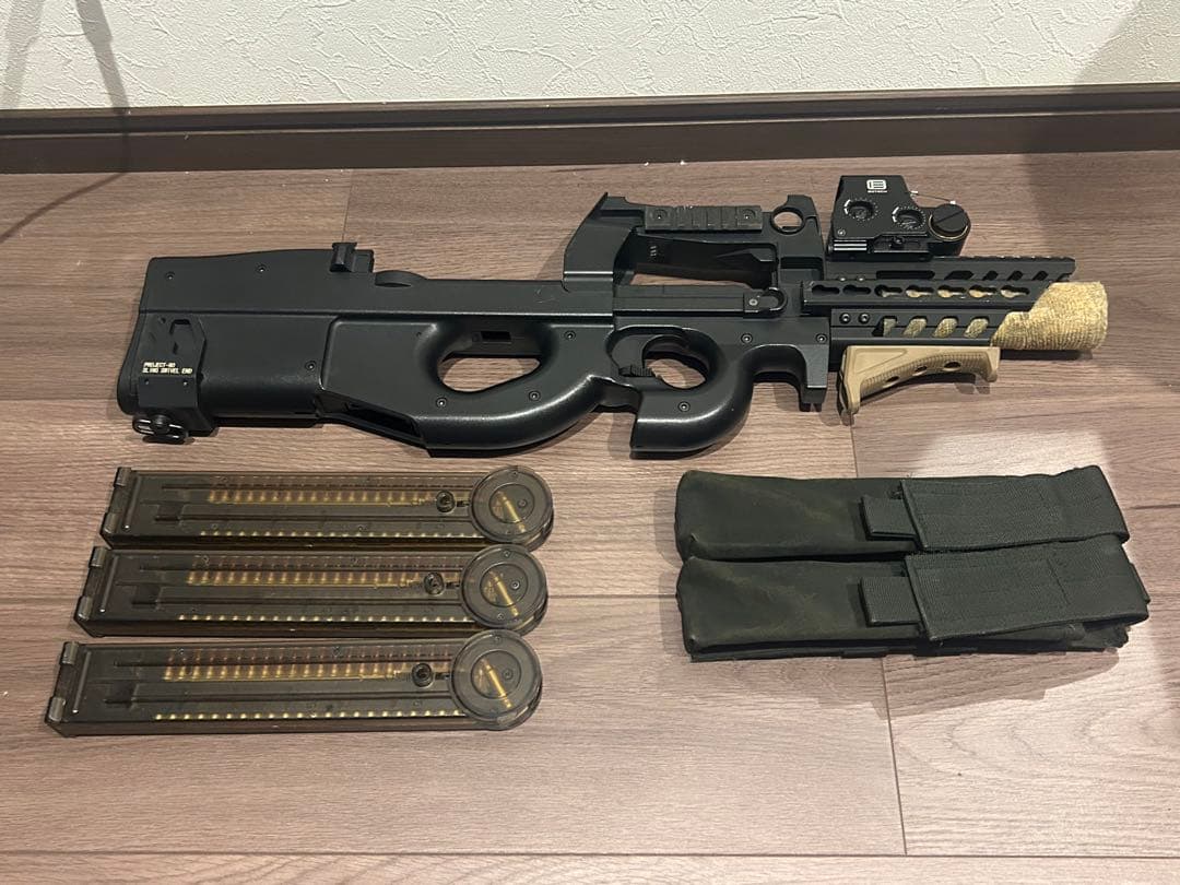 東京マルイ　カスタムP90　動作確認済み　ハンドガードシステム　その他