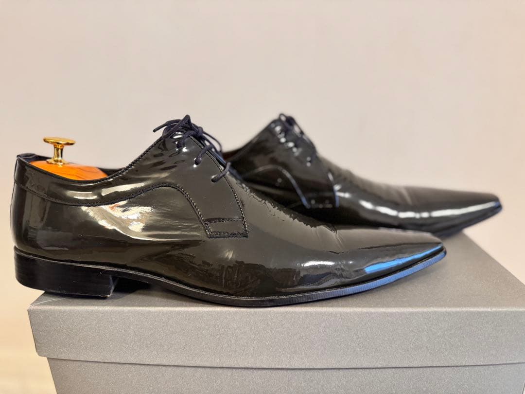 ★美品★フープディドゥ エナメル ポインテッドトゥ シューズ グレー 27センチ