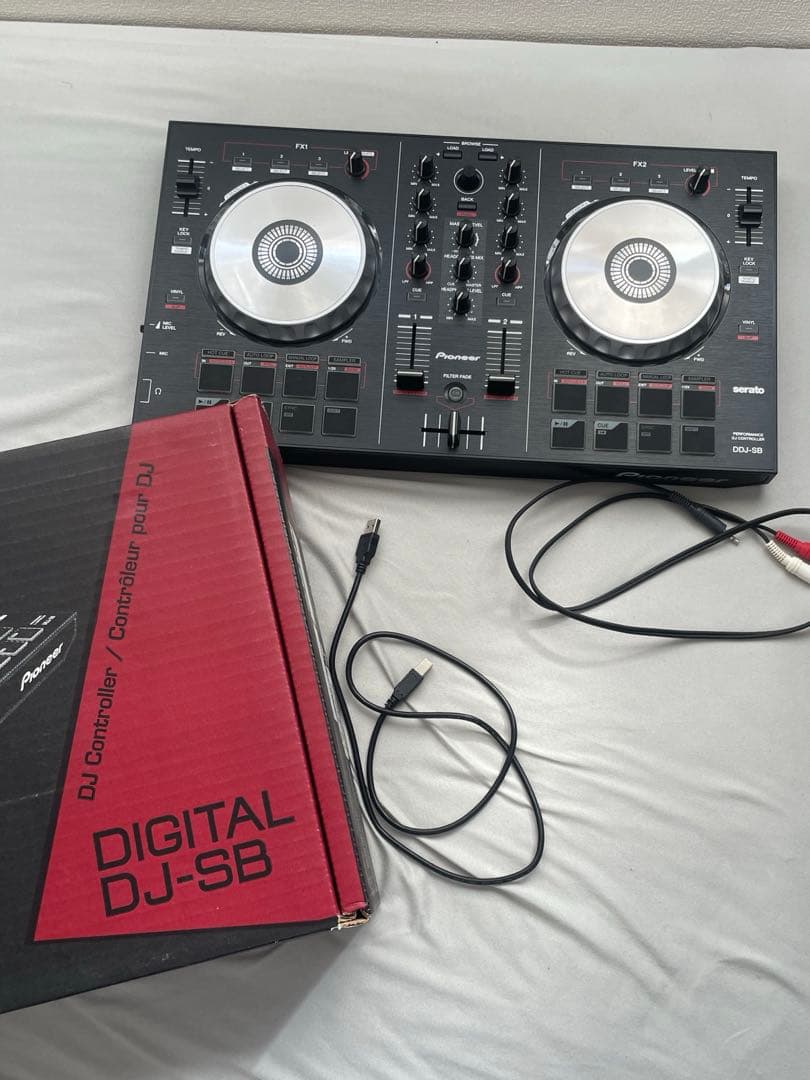 Pioneer DJ DDJ-SB DJコントローラー DDJ-SB-S (archived) Portable 2-channel controller for Serato DJ