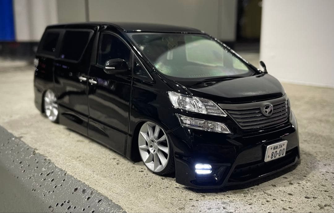 カラーサンプル　202ブラック　1/24 20ヴェルファイア　カスタム品