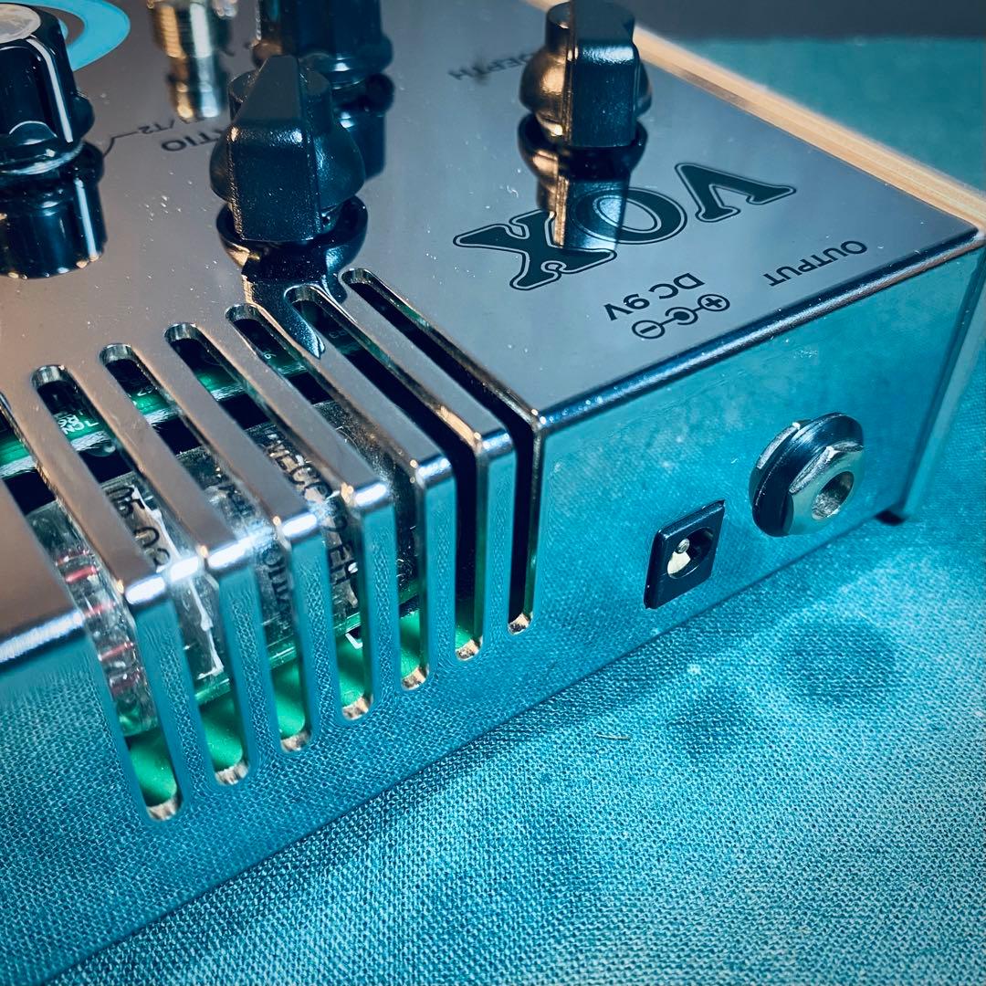 VOX COOLTRON 真空管内蔵 トレモロ＆ビブラート VibraVox - メルカリ