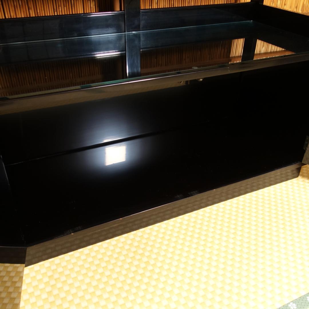 送料無料 輪島塗 沈金師 小西啓介 黒塗 沈金 松鯉図 飾棚 天然木製漆器