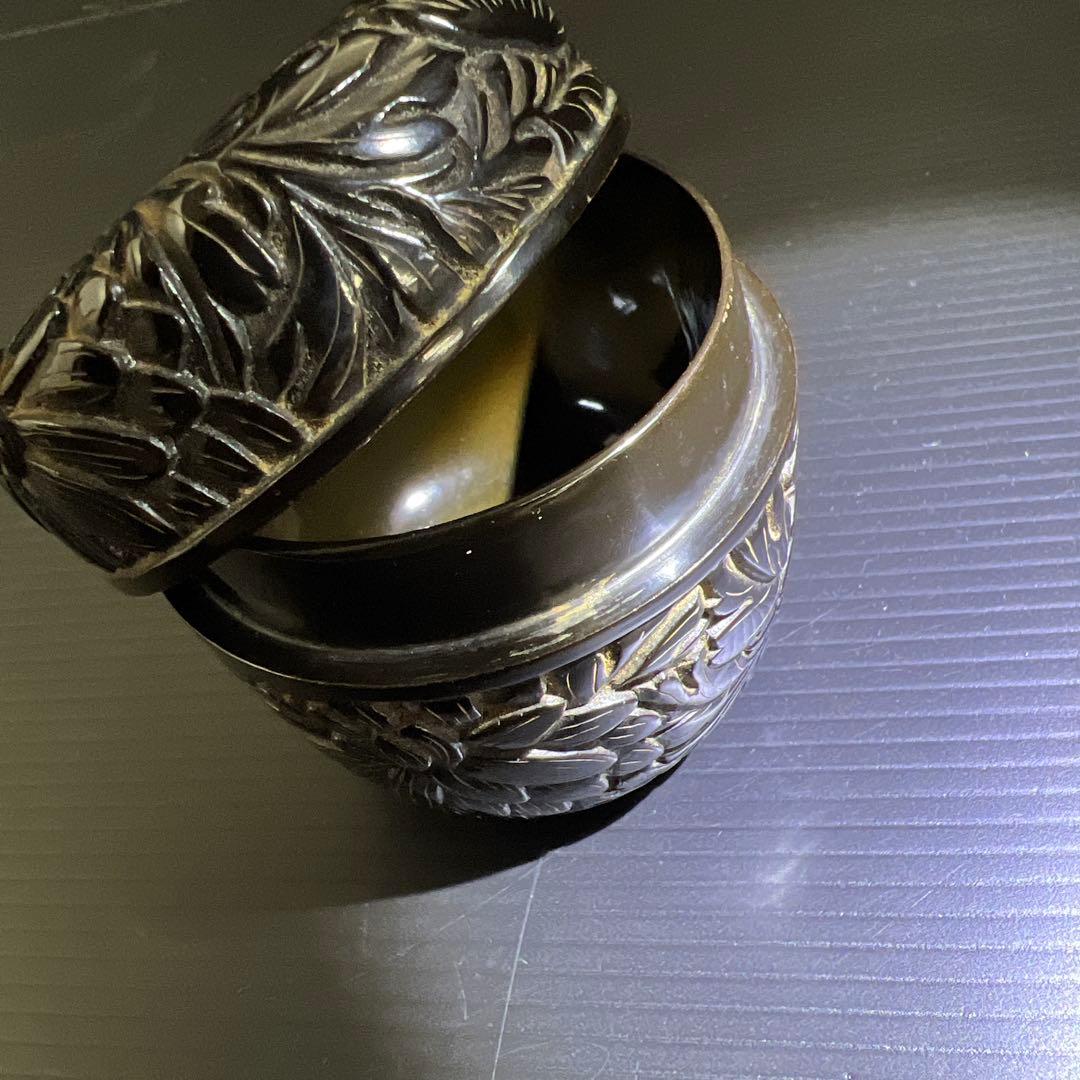 松谷作 椎黒菊唐草文棗 共箱 高さ約6.5㎝ 東