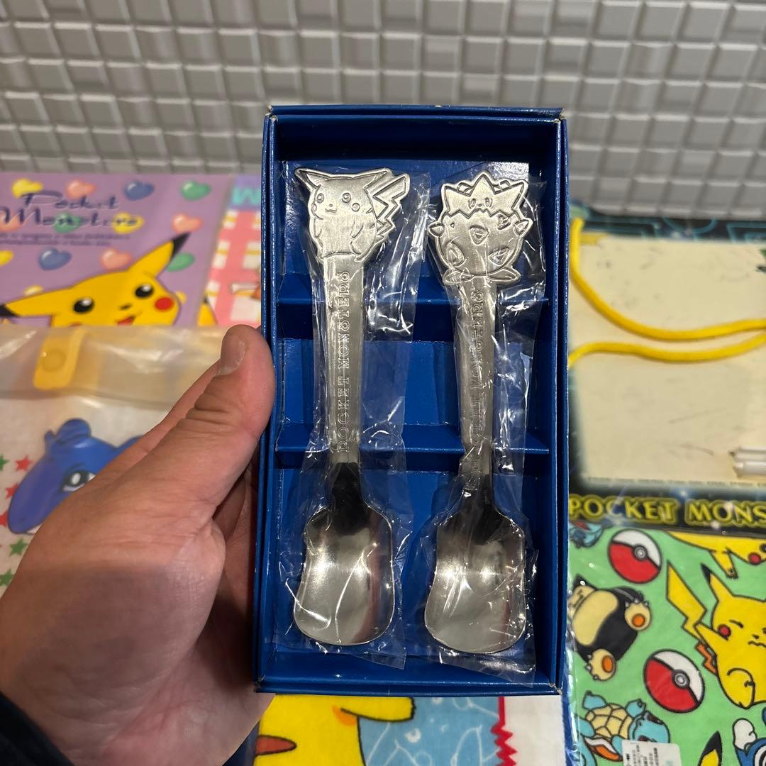 初代　ポケモングッズ　タオル　ハンカチ　ビーチバック　スプーン　黒板