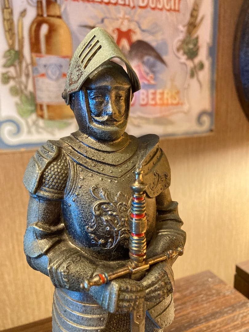 NIKKA ニッカ ウイスキー ボトルケース 西洋騎士 鎧 甲冑 ヨロイ 兜