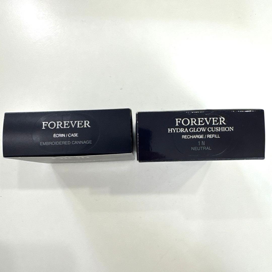 ディオールスキンフォーエヴァーイドラグロウクッションクッションケース