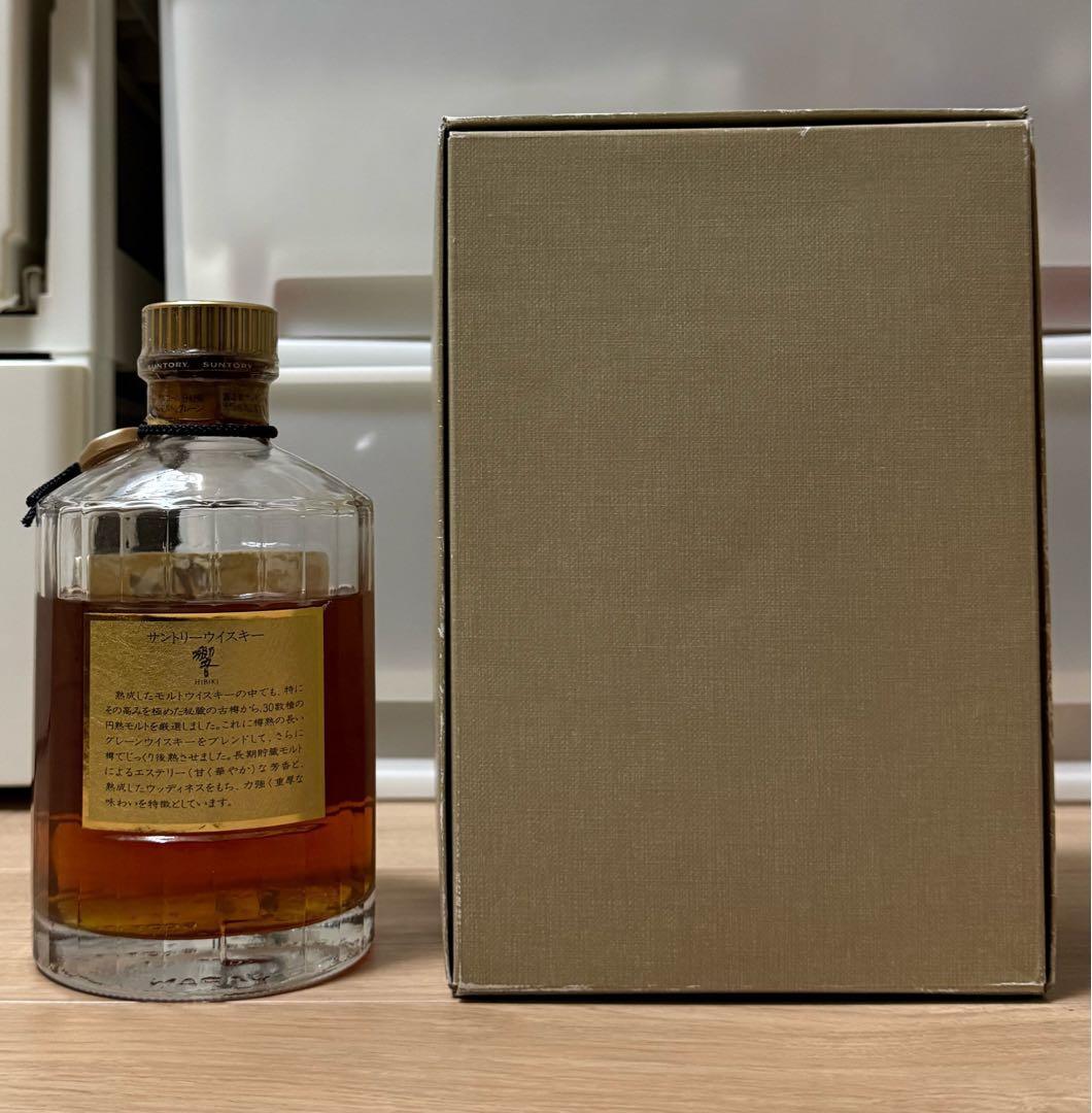 響 ゴールドラベル 金キャップ 750ml SUNTORRY HIBIKI 古酒 - メルカリ