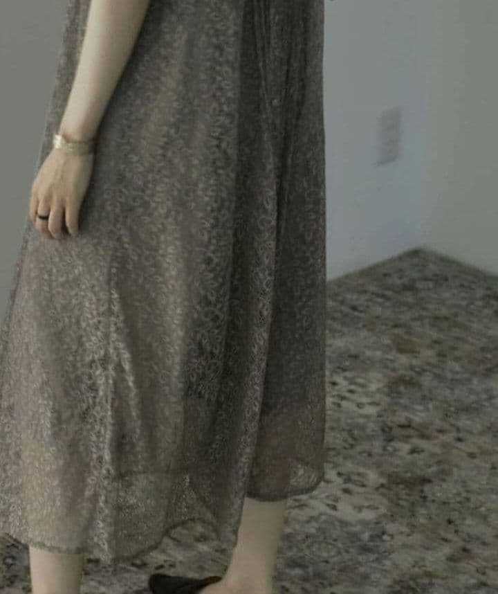 etoll. エトル インナー付きバックリボンレースドレスワンピース グレージュ