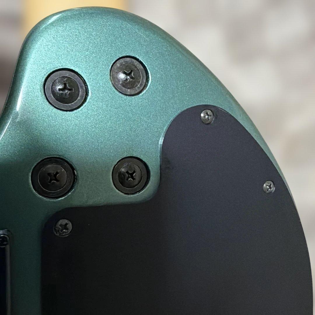 フェルナンデス Zo-3 ギター　アンプ内蔵　ゴールドパーツ　希少