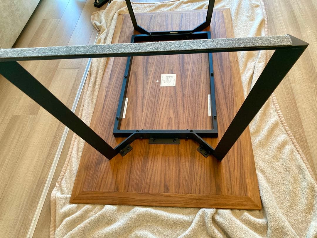 木目調シンプルモダンダイニングテーブル