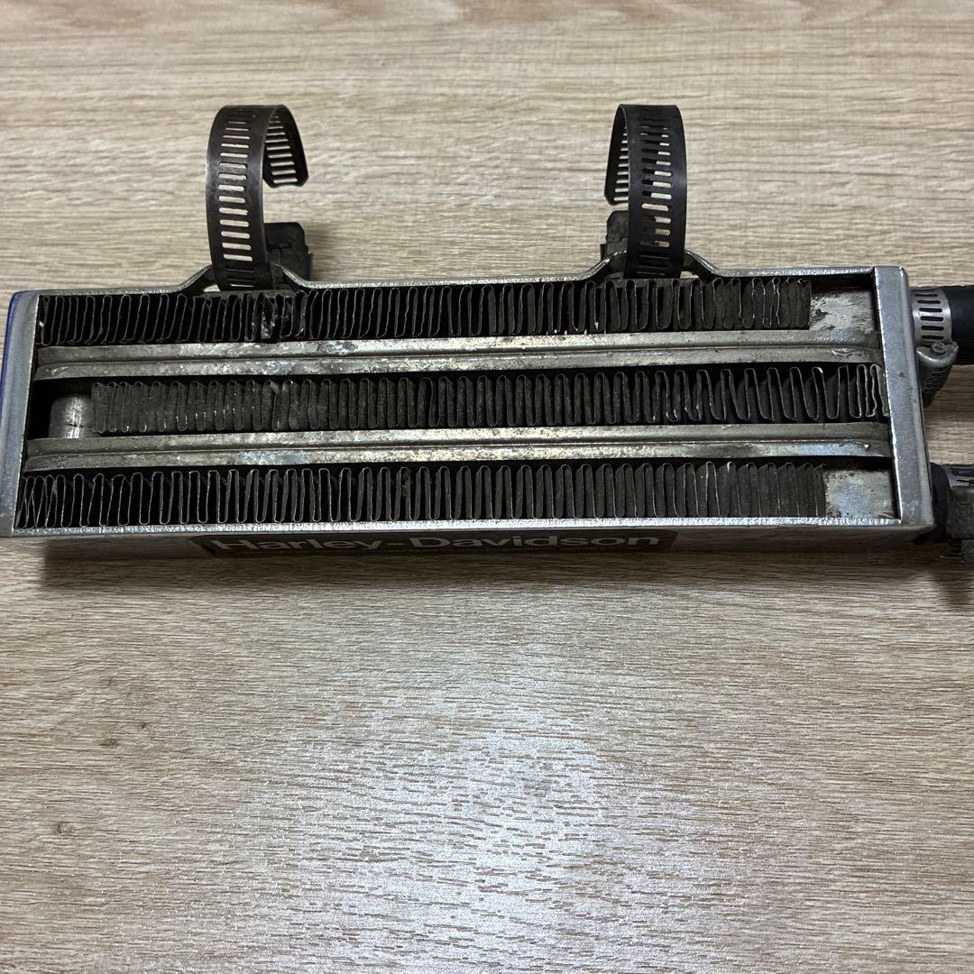 専用です。ハーレーオイルクーラー プレミアムオイルクーラー/ソフテイル用 - Harley Davidson | アンバー