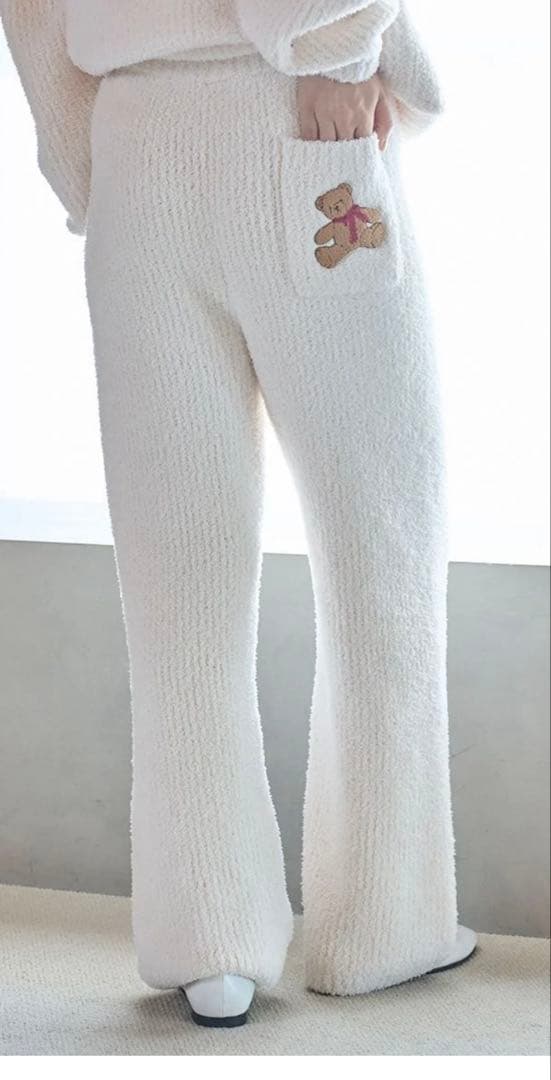 サエコ⭐︎ジェラートピケ　ベビモコベアさがらプルオーバー&ロングパンツ