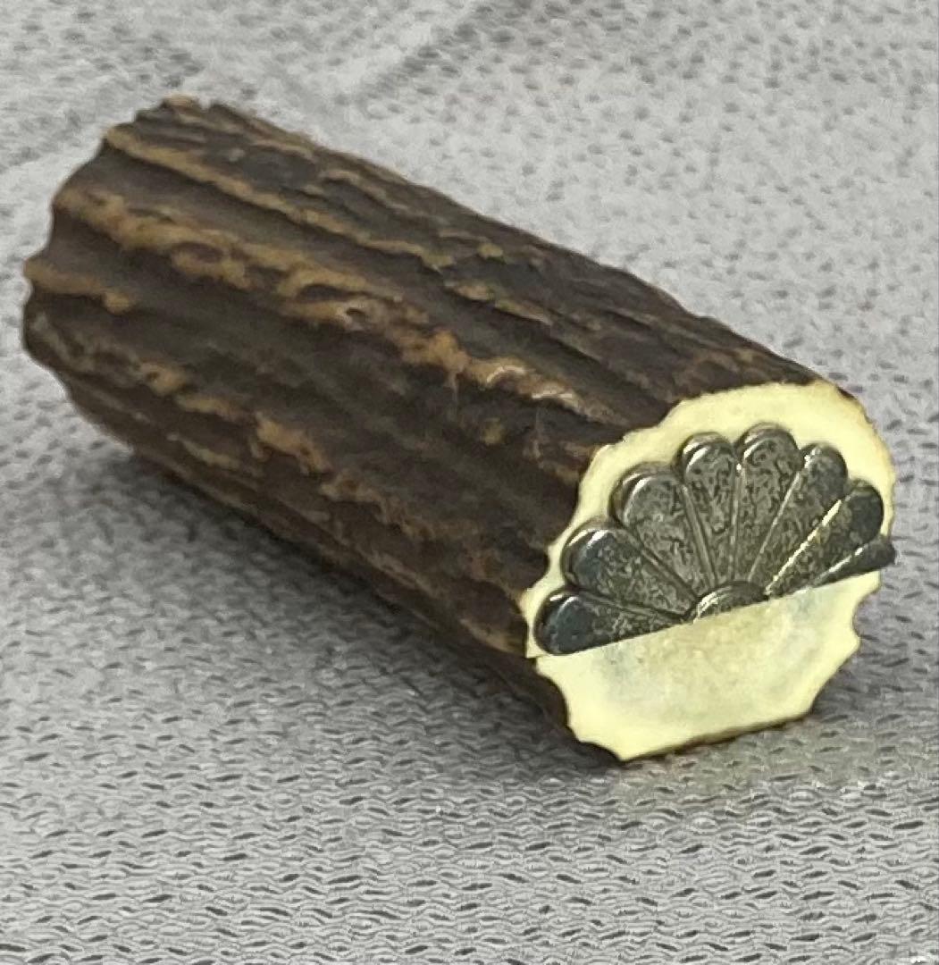 B439s「春日大社鹿角香合」木遊軒一丘造一司作　共袋(一丘)共箱(一丘一司銘)