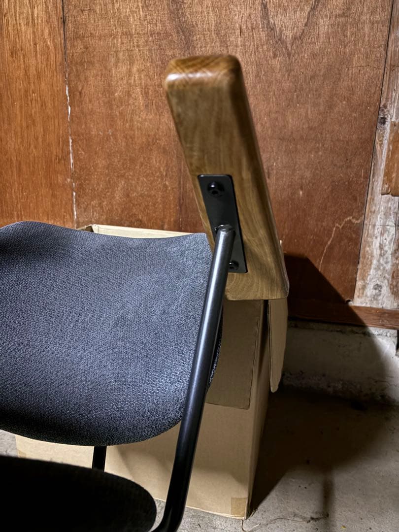 美品 セキカグ 関家具 クラッシュゲート アボックチェア グレー