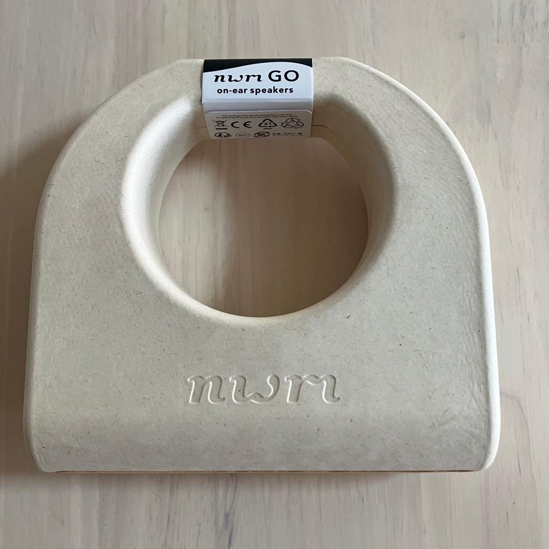 新品未開封】nwm GO オンイヤースピーカー MBN002 フォグブラック