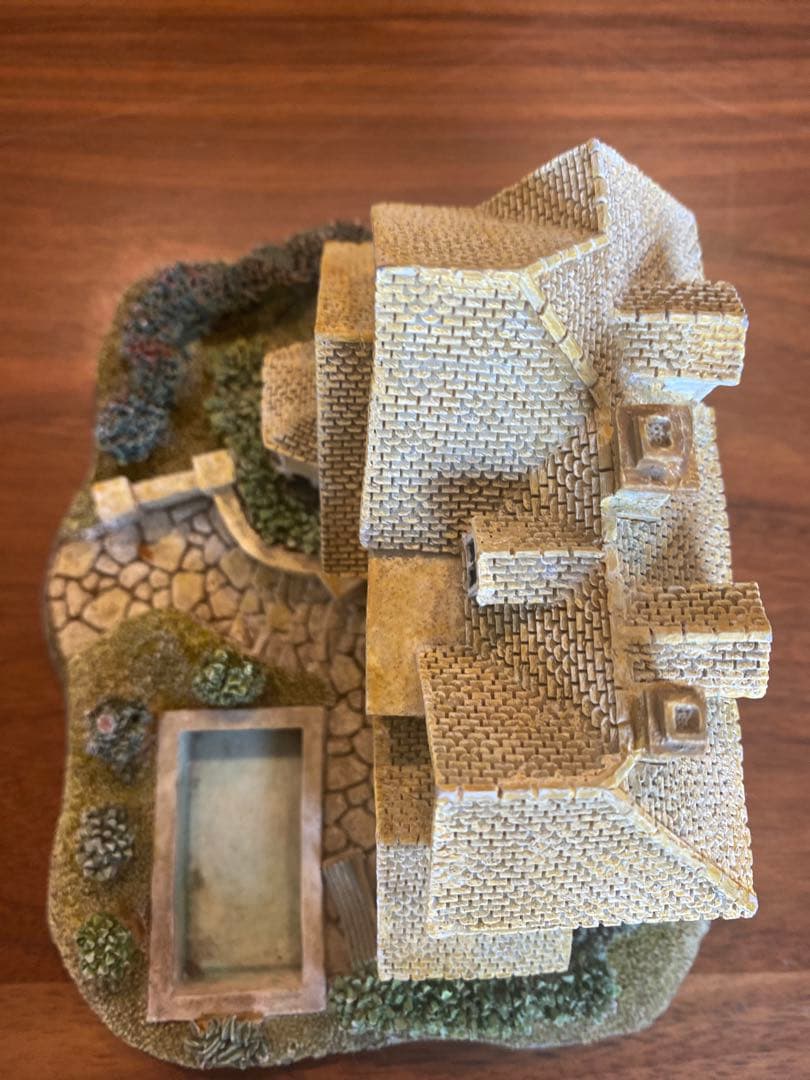 英国 G HOUSE ヴィンテージ ミニチュアハウス 置物 - メルカリ