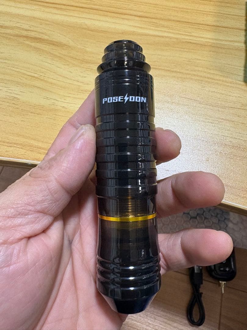 タトゥーマシン7個とボーナスバッテリー2個