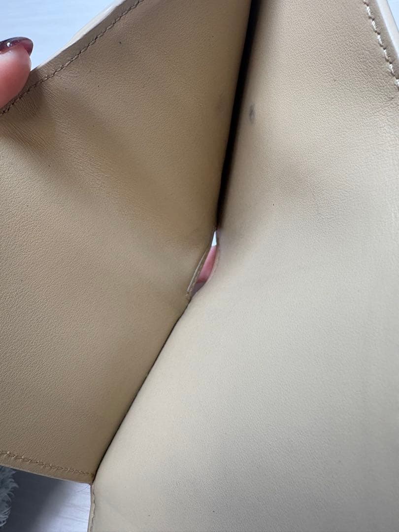 【値下げしました】CELINE セリーヌ 二つ折り財布 ベージュ サファリ