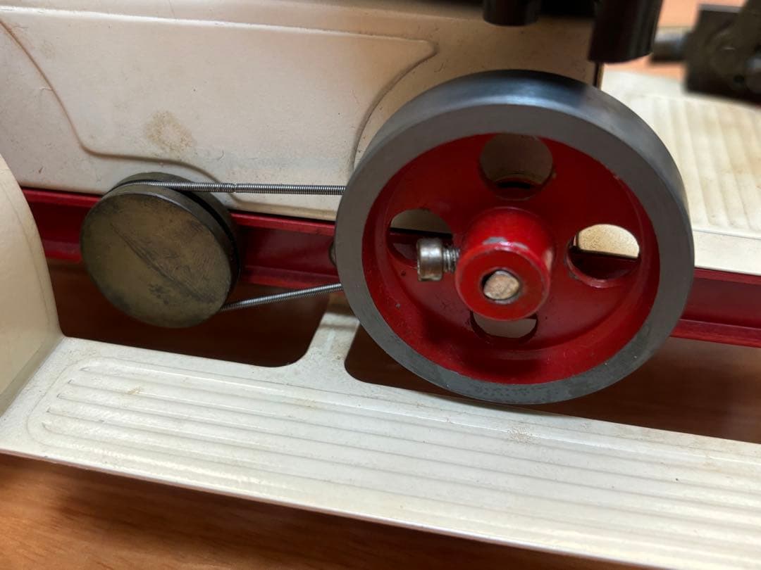 マモッド社 スチームエンジン ロードスター 蒸気エンジン模型