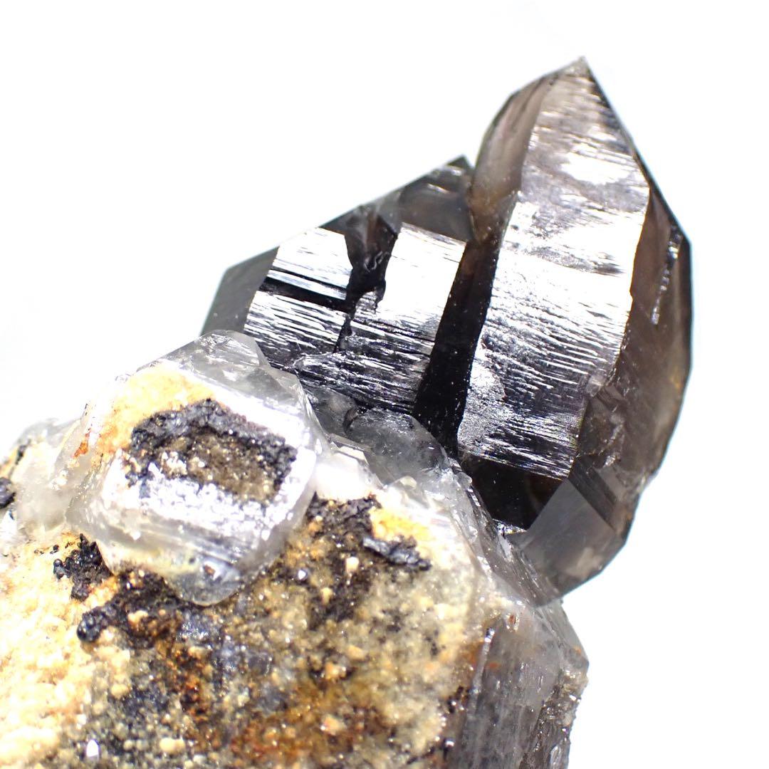 滋賀県/田上山/笹間ヶ岳産】スモーキークォーツ