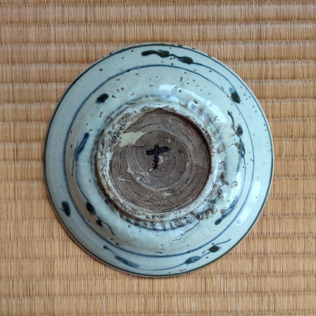 青い花と動物の陶器平皿 呉須手 皿 骨董品 古美術