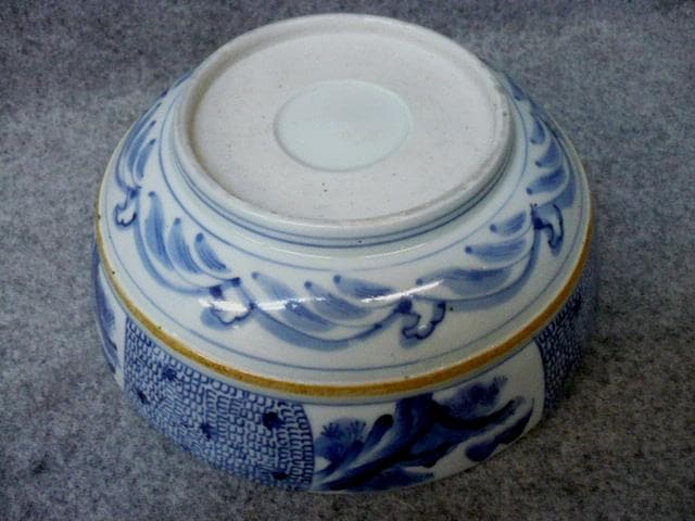 伊万里 染付 ねじれ文 みじんこ 風景図 深鉢 [B22151]