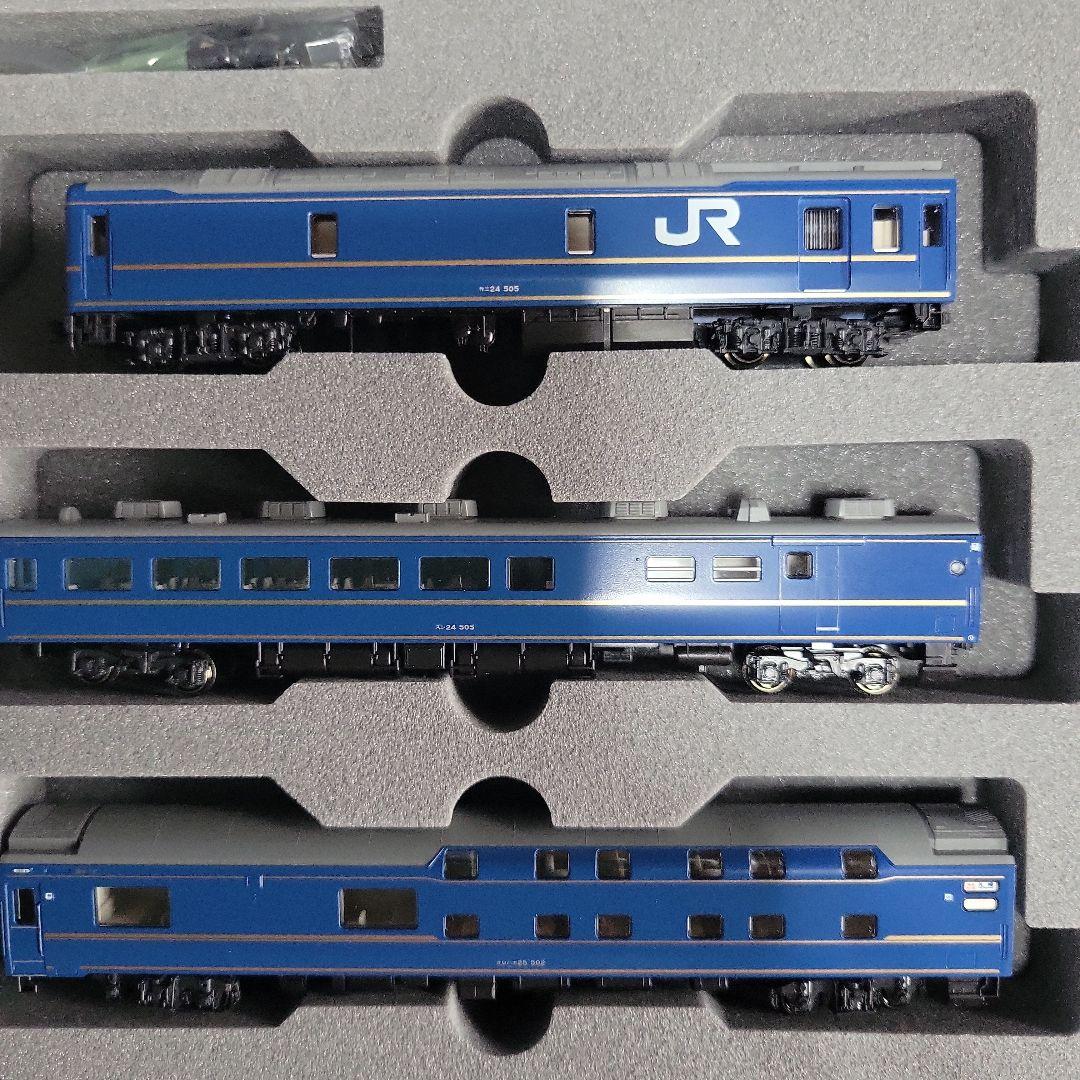 KATO 24系 寝台特急「北斗星」〈デラックス編成〉基本セットのみ