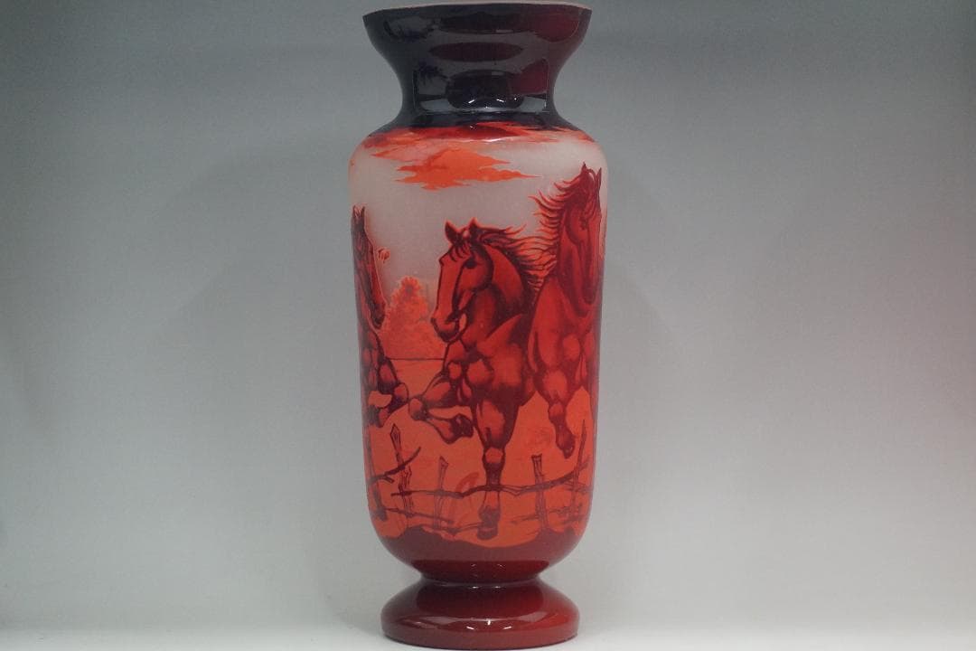 エミールガレ 特々大 躍馬 花瓶 カメオ彫り 被せガラス 高さ38cm