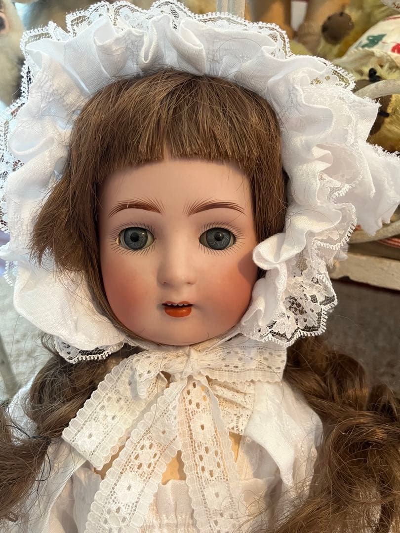 可愛いビスクドール