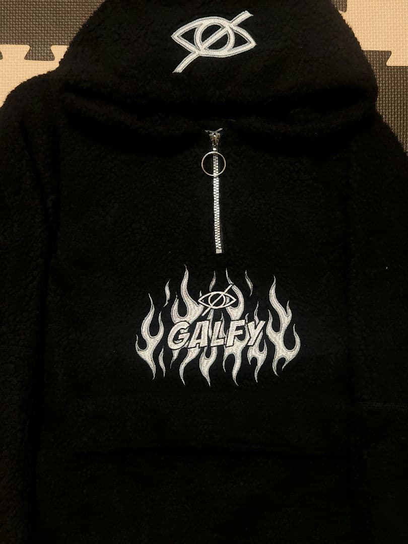 定価1万8000円 ガルフィー GALFY × KRY コラボ ボア パーカー